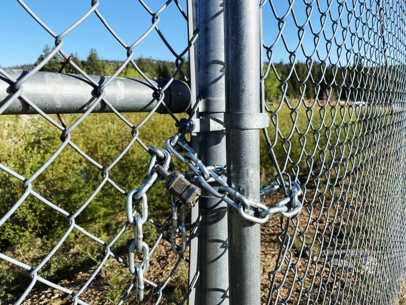 Mesh Pool Fence Installation Costs — Cost of Mesh Pool Fence Installation
