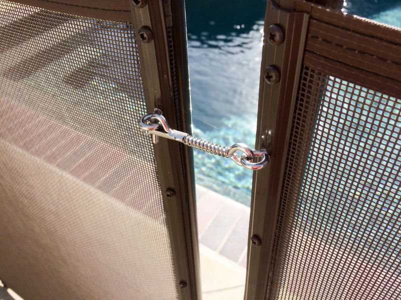 Mesh Pool Fence Installation Options